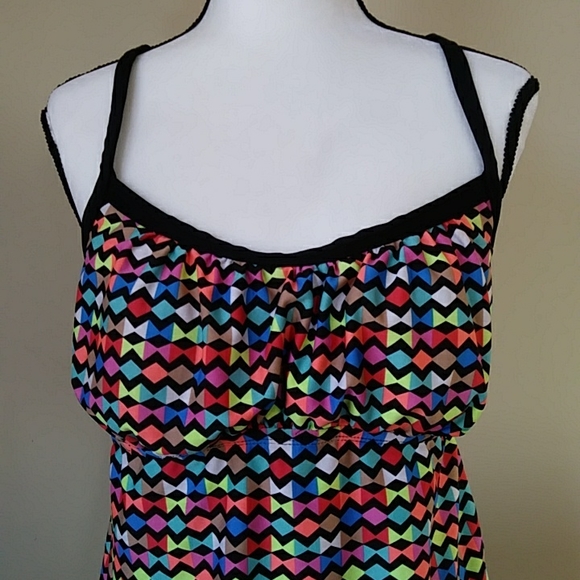 Pure Paradise Zig Zag Empire Waist Tankini Swim Top 36DD Multicolor - Picture 4 of 15